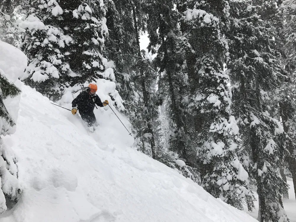 Skiing in Gulmarg