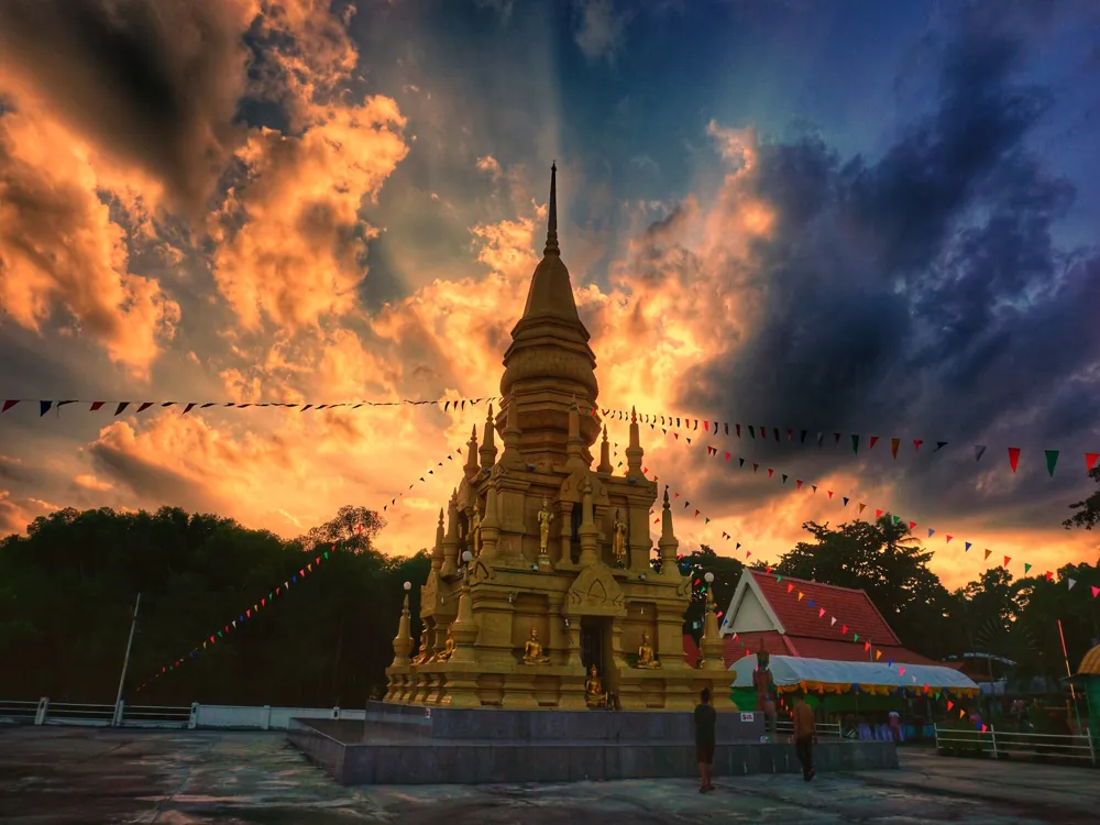 Laem Sor Pagoda