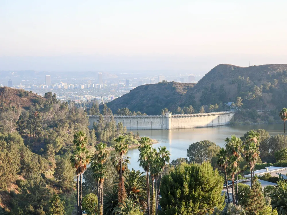 Lake Hollywood Park