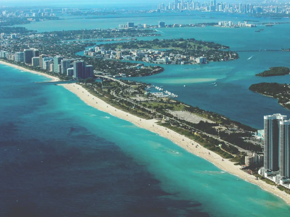 Boat tours in Miami