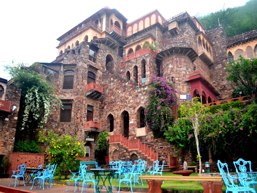 Neemrana Fort Palace