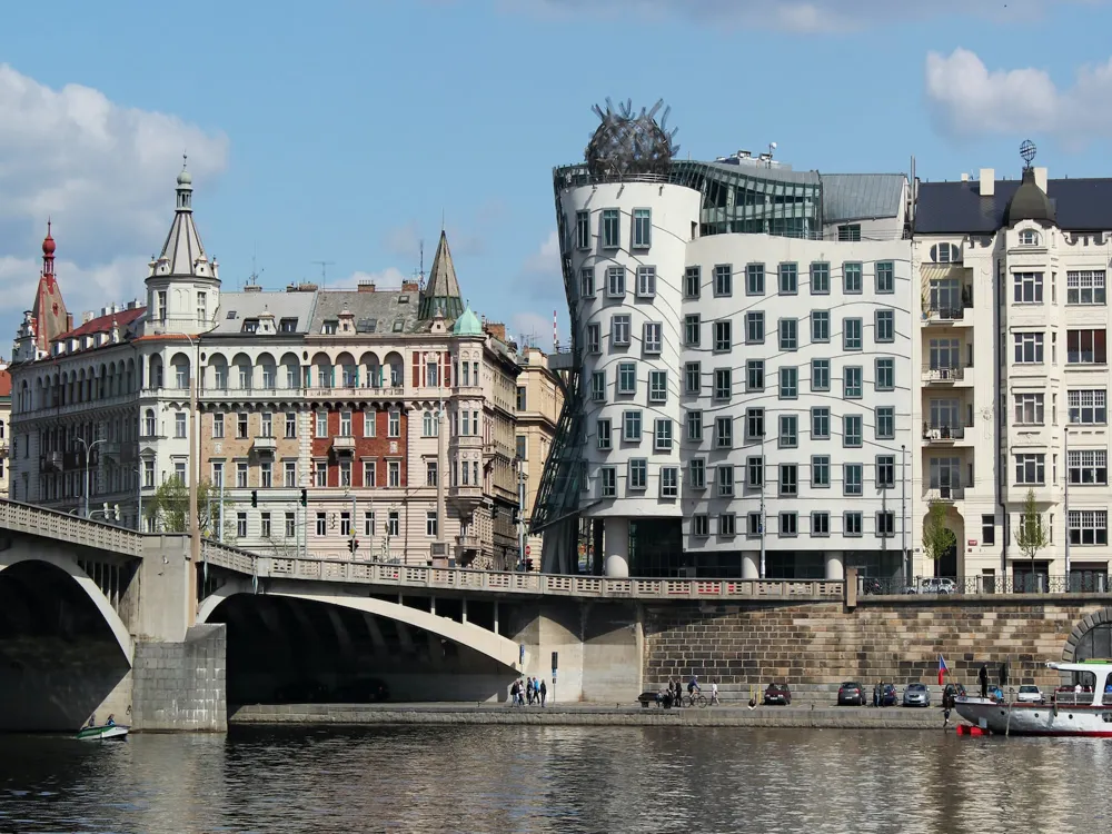 Dancing House