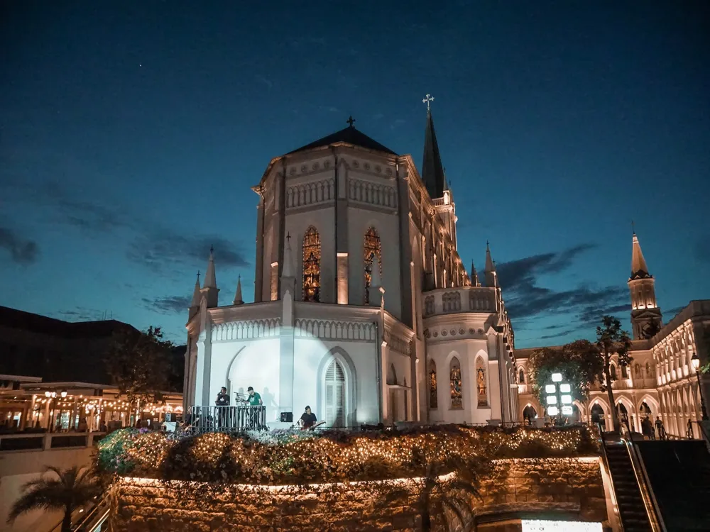 CHIJMES