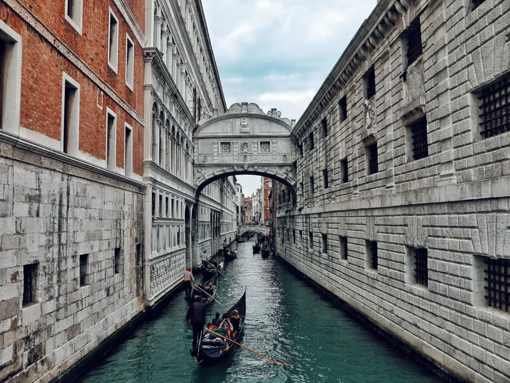 Bridge of sighs