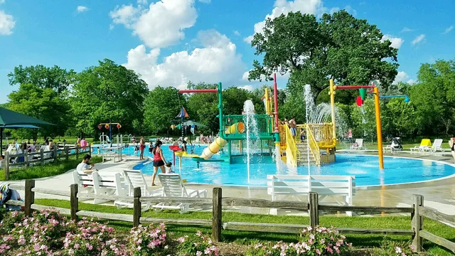 Cermak Woods Family Aquatic Center