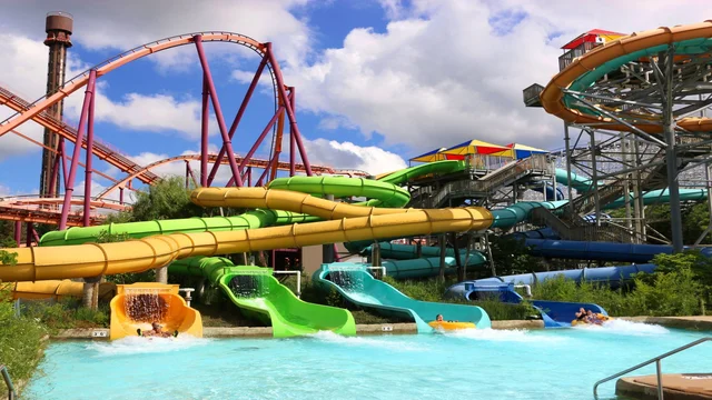 Hurricane Harbor Chicago