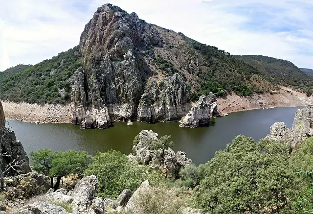 Lake Salto del Gitano, Extremadura