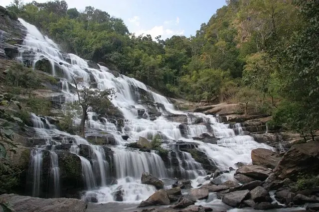 Mae Ya Waterfall