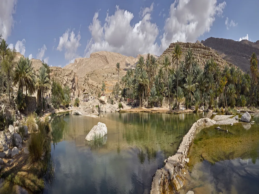 <p><strong>Oman's Lush Oasis: Wadi Bani Khalid</strong></p>