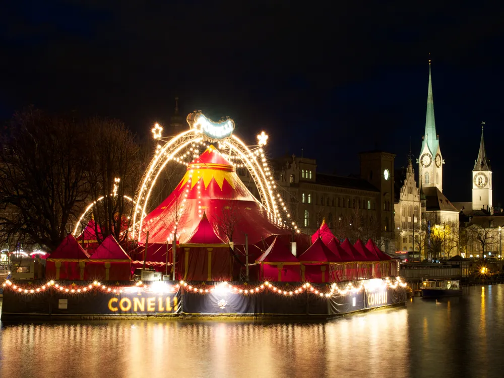 <p><strong>Conelli's Christmas Circus on Bauschänzli</strong></p>