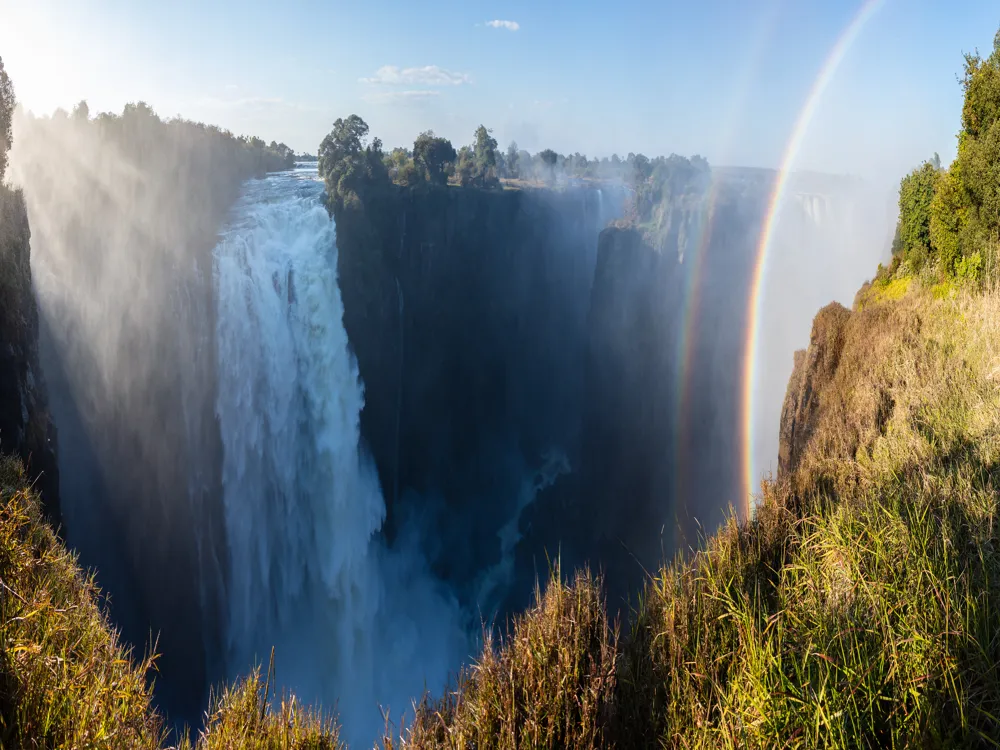 Victoria Falls: Zambia-Zimbabwe Wonder